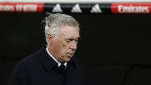 Cigarete je zamijenio žvakama - Carlo Ancelotti je postao ovisnik i uvijek koristi istu marku