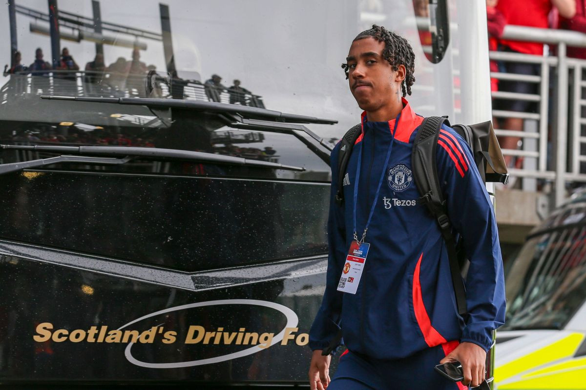 United je dobio 'mačka u vreći', PSG je znao sve i šutio je: "Dobro su znali za njegove probleme" United je dobio 'mačka u vreći', PSG je znao sve i šutio je: "Dobro su znali za njegove probleme"