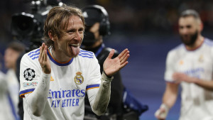 Perez mora da se probudi: Luka Modrić dobio već dvije ponude za nastavak karijere
