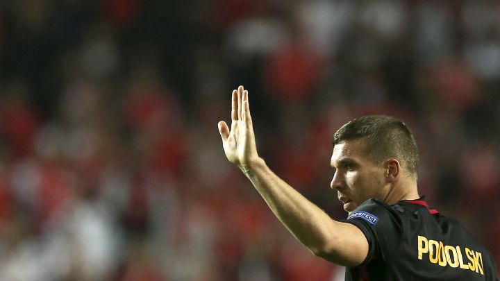 Turci tvrde: Podolski dogovorio transfer