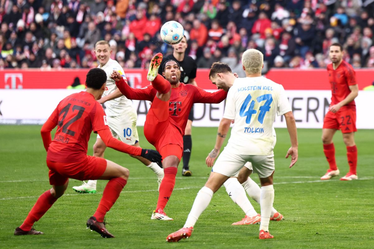 Sedam golova i neočekivana drama u Minhenu, Borussia napokon slavila, loš dan za Stuttgart Sedam golova i neočekivana drama u Minhenu, Borussia napokon slavila, loš dan za Stuttgart