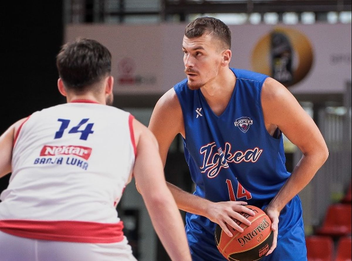 Igokea dovela srpskog košarkaša koji je prošle godine ujedinio Srbiju Igokea dovela srpskog košarkaša koji je prošle godine ujedinio Srbiju