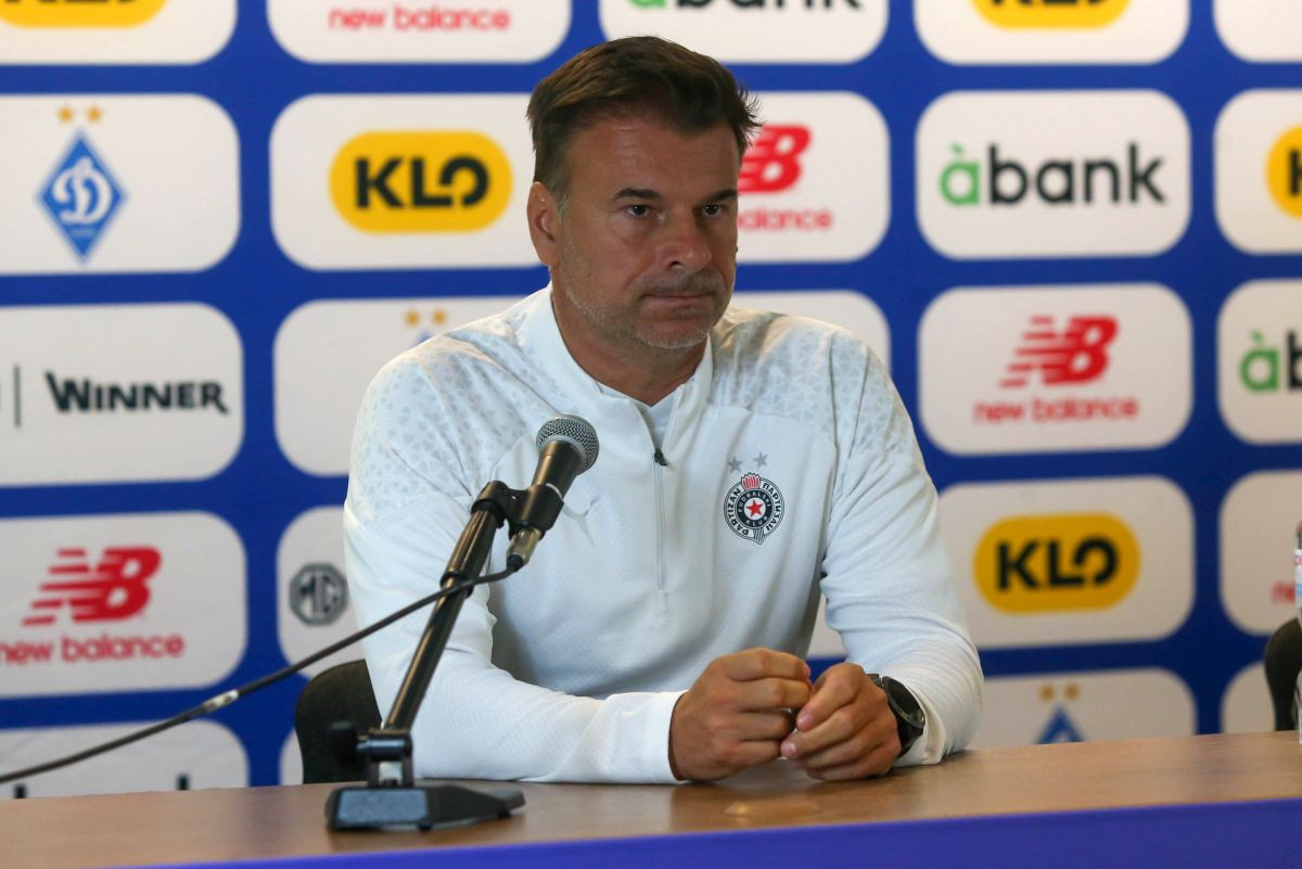 Stanojević direktan na press konferenciji, za neke igrače više nema mjesta u Partizanu Stanojević direktan na press konferenciji, za neke igrače više nema mjesta u Partizanu