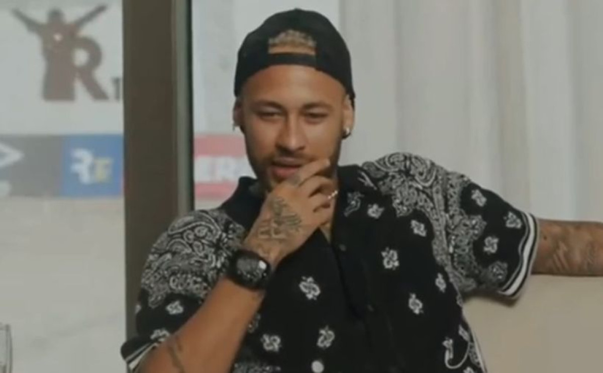 Neymar otkrio zašto je "pukla ljubav" s Mbappeom: "Dolazio je kod mene na večeru, a onda je..." Neymar otkrio zašto je "pukla ljubav" s Mbappeom: "Dolazio je kod mene na večeru, a onda je..."