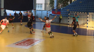 Sjajan rukomet u Doboju: Sloboda u finalu bolja od Izviđača, pehar ide u Tuzlu!