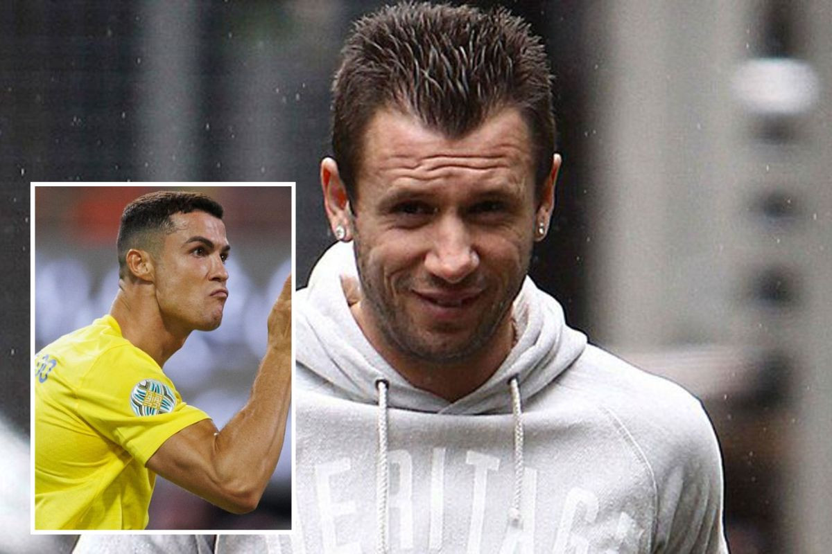 Otvoreni rat između Ronalda i Cassana: "Ne znam ko je taj jadnik" Otvoreni rat između Ronalda i Cassana: "Ne znam ko je taj jadnik"