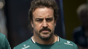 Alonso ne želi poređenja sa Brad Pittom: "Ne marim šta navijači misle"