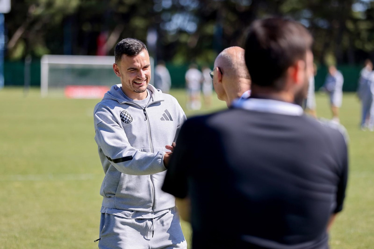 Filip Uremović predstavljen u novom klubu!