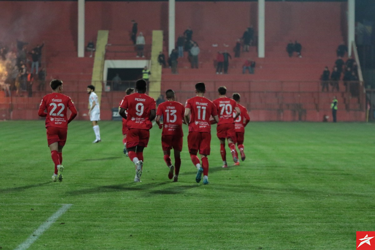 U početnoj postavi Veleža večeras bilo 10 stranaca i jedan U-21 bh. fudbaler U početnoj postavi Veleža večeras bilo 10 stranaca i jedan U-21 bh. fudbaler