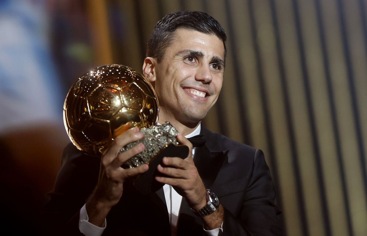 Preokret koji fudbalski svijet nije očekivao: Rodri osvojio Zlatnu loptu! Preokret koji fudbalski svijet nije očekivao: Rodri osvojio Zlatnu loptu!