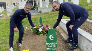 Širokobriježani položili cvijeće na mezaru Sakiba Malkočevića