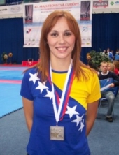 Zlatna medalja za Arnelu Odžaković