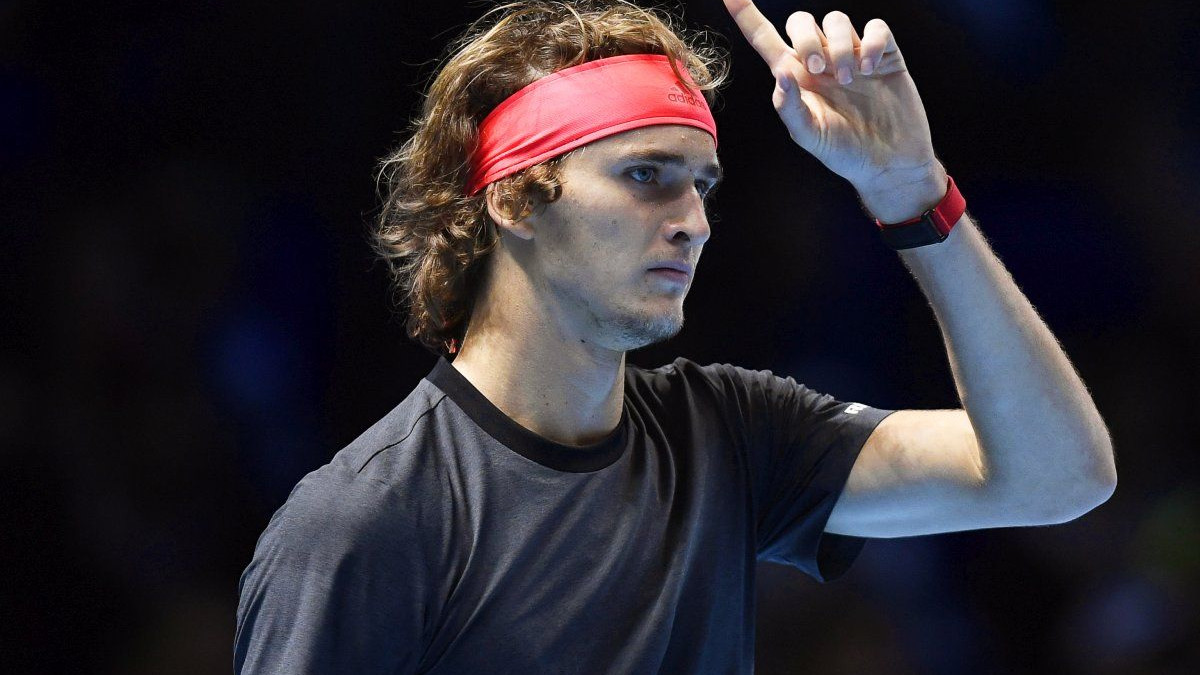 Federer: Zverevu ništa ne mogu da zamjerim, čak je hrabro reagovao