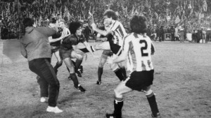 Maradonin najgori dan u karijeri i bolna rečenica: "Na nosilima, slomljen, već sam znao..."