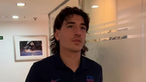 Bellerin tek došao na stadion Barcelone, a već je šokirao navijače svojim stajlingom