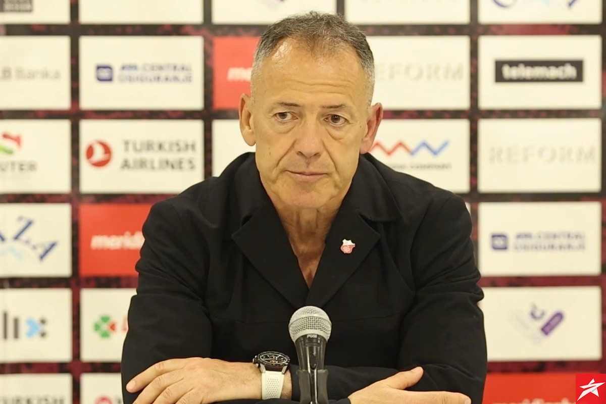 Gospodski maniri Zvezdana Miloševića: Riječi koje je uputio muzika su za uši FK Sarajevo Gospodski maniri Zvezdana Miloševića: Riječi koje je uputio muzika su za uši FK Sarajevo