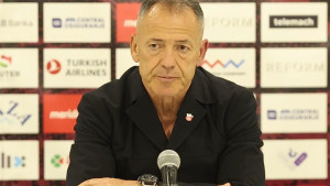 Gospodski maniri Zvezdana Miloševića: Riječi koje je uputio muzika su za uši FK Sarajevo