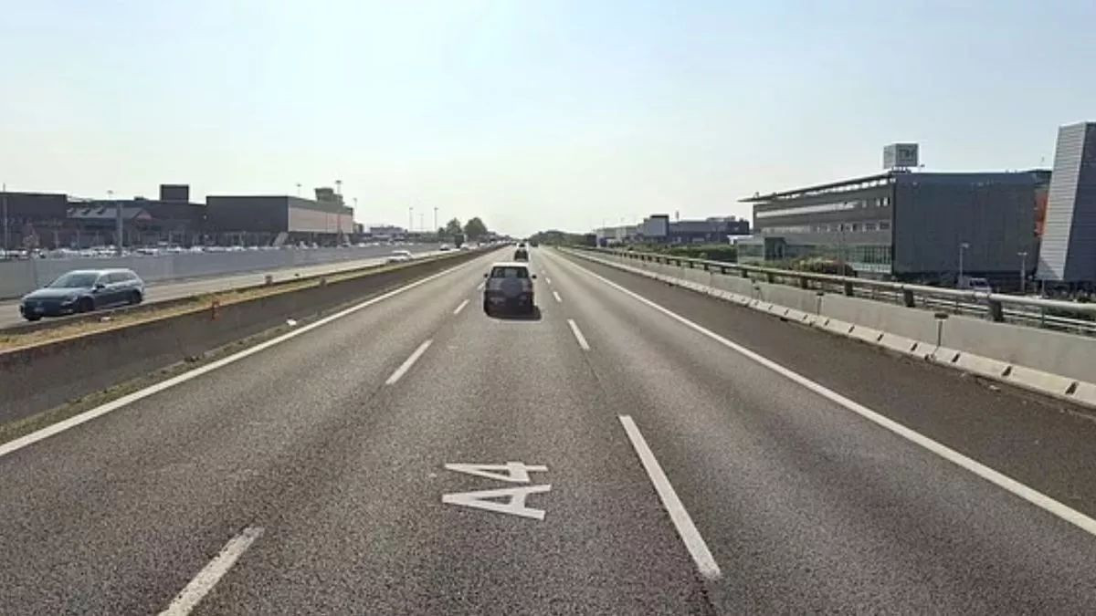 Navijač Liverpoola nastradao u pokušaju da pretrči cestu, otac i sin ga ostavili i pobjegli Navijač Liverpoola nastradao u pokušaju da pretrči cestu, otac i sin ga ostavili i pobjegli