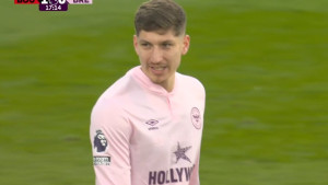 Vitaly Janelt postigao autogol na gostovanju kod Bournemoutha