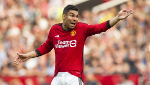 Pukla bruka na Old Traffordu, Casemiro odigrao najlošiji meč ikad: "Ostavi se fudbala..."
