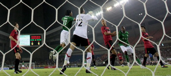 Van Der Sar je prvi golman Uniteda