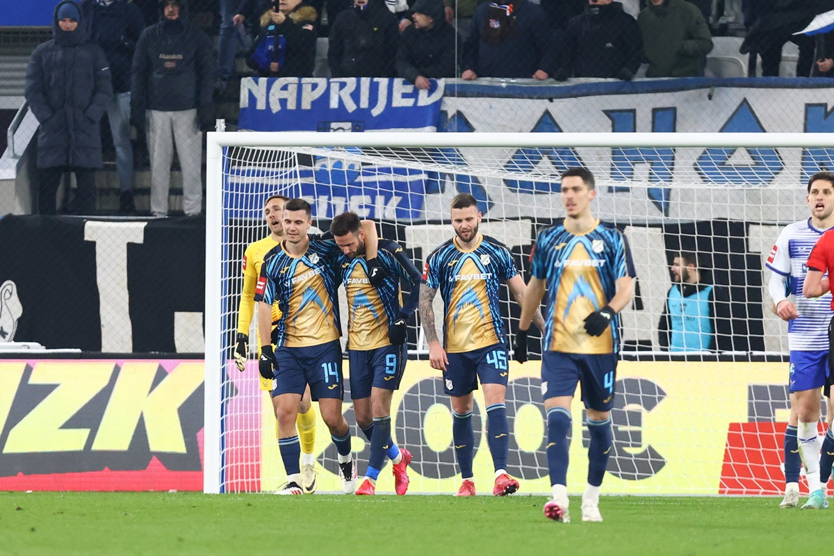 Hajduk i Dinamo im gledaju u leđa - Čop i Janković vratili Rijeku na prvo mjesto! Hajduk i Dinamo im gledaju u leđa - Čop i Janković vratili Rijeku na prvo mjesto!