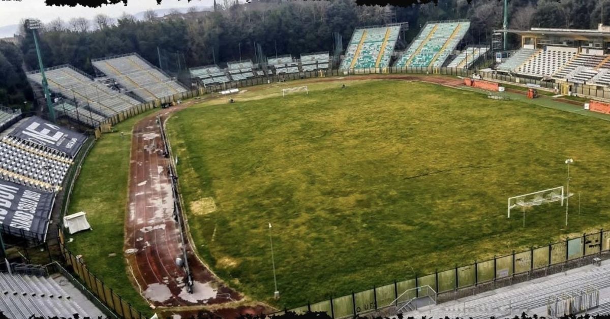 Stadion ružniji i od Maksimira: Nekoć su na njemu igrale svjetske zvijezde, sada je kao močvara