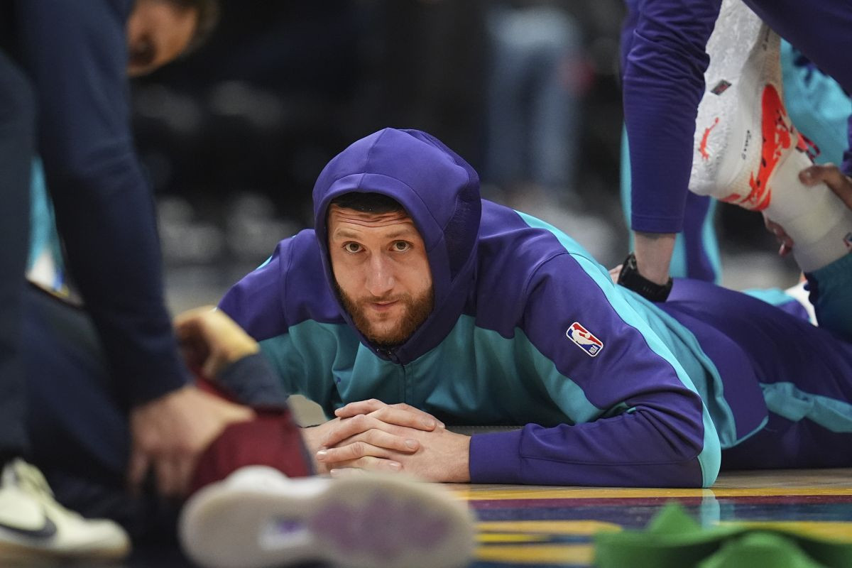 Charlotte izgubio i od najgore ekipe u NBA ligi, Nurkić ponovo nije igrao