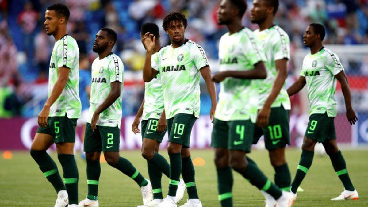 Divili smo se i čudili dresovima Nigerije, šta onda reći za trenerke?