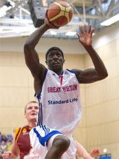 Mensah-Bonsu ponovo otpušten Mensah-Bonsu ponovo otpušten