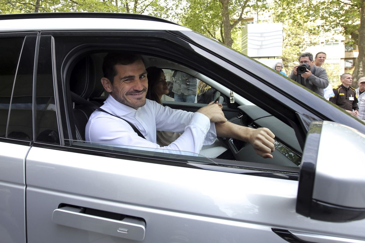 Marka mu k'o tepsija - Iker Casillas je nezapamćena škrtica i stipsa, svjedočenja su nestvarna