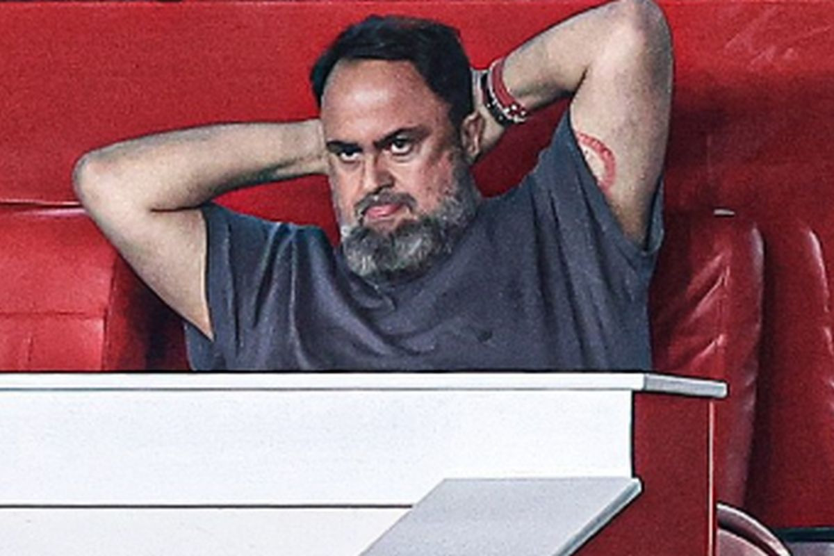 Nečuveno za Premiership - Kontroverzni predsjednik treneru dao otkaz i napustio stadion