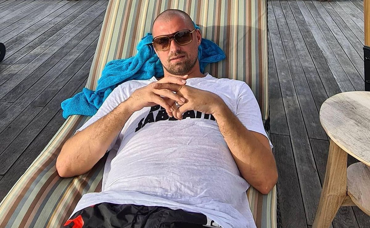 Momentalni otkaz 'najluđoj glavi' svijeta fudbala: Pamtit će se nova glupost koju je napravio Momentalni otkaz 'najluđoj glavi' svijeta fudbala: Pamtit će se nova glupost koju je napravio