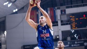 Kamenjaš je imao 15 godina kada je rekao roditeljima i sestri: "Vidjećete vi jednog dana..."