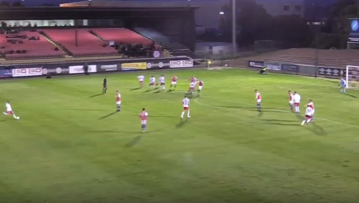 Dugo nije viđen ovakav gol: Fantastičan slobodnjak sa 40 metara! Dugo nije viđen ovakav gol: Fantastičan slobodnjak sa 40 metara!