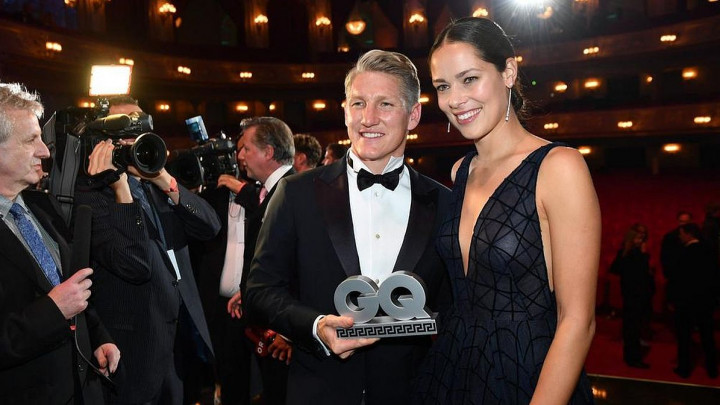 Schweinsteiger je trebao biti u centru pažnje, ali ga niko nije gledao pored Ane Ivanović