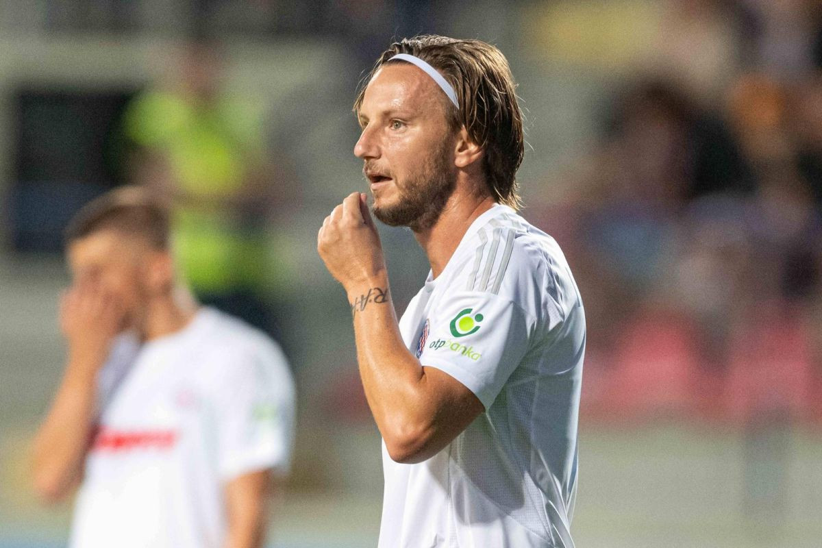 Rakitić otvorio dušu Nijemcima i konačo priznao zašto je došao u Hajduk: "Rekao sam sebi..." Rakitić otvorio dušu Nijemcima i konačo priznao zašto je došao u Hajduk: "Rekao sam sebi..."