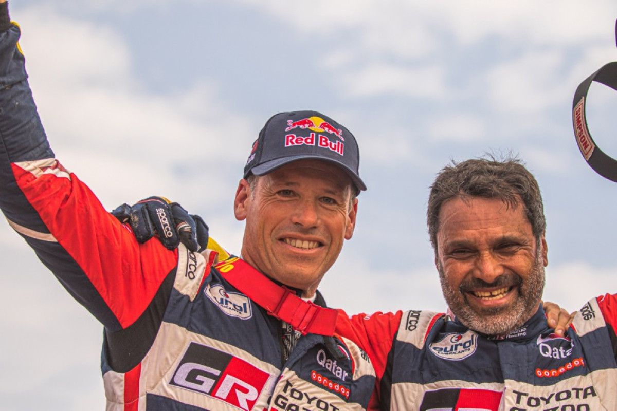 Prvak Dakar relija pokušao pomoći unesrećenima, pa i sam doživio nesreću zbog koje je završio u komi Prvak Dakar relija pokušao pomoći unesrećenima, pa i sam doživio nesreću zbog koje je završio u komi