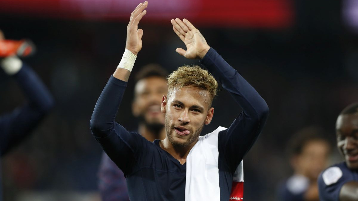 Navijači PSG-a bijesni na Neymara: Šta je Brazilac jučer radio u Barceloni?