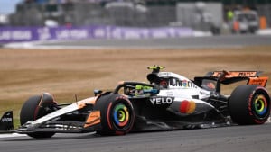 McLaren šalje jasnu poruku rivalima: Stiže velika novost
