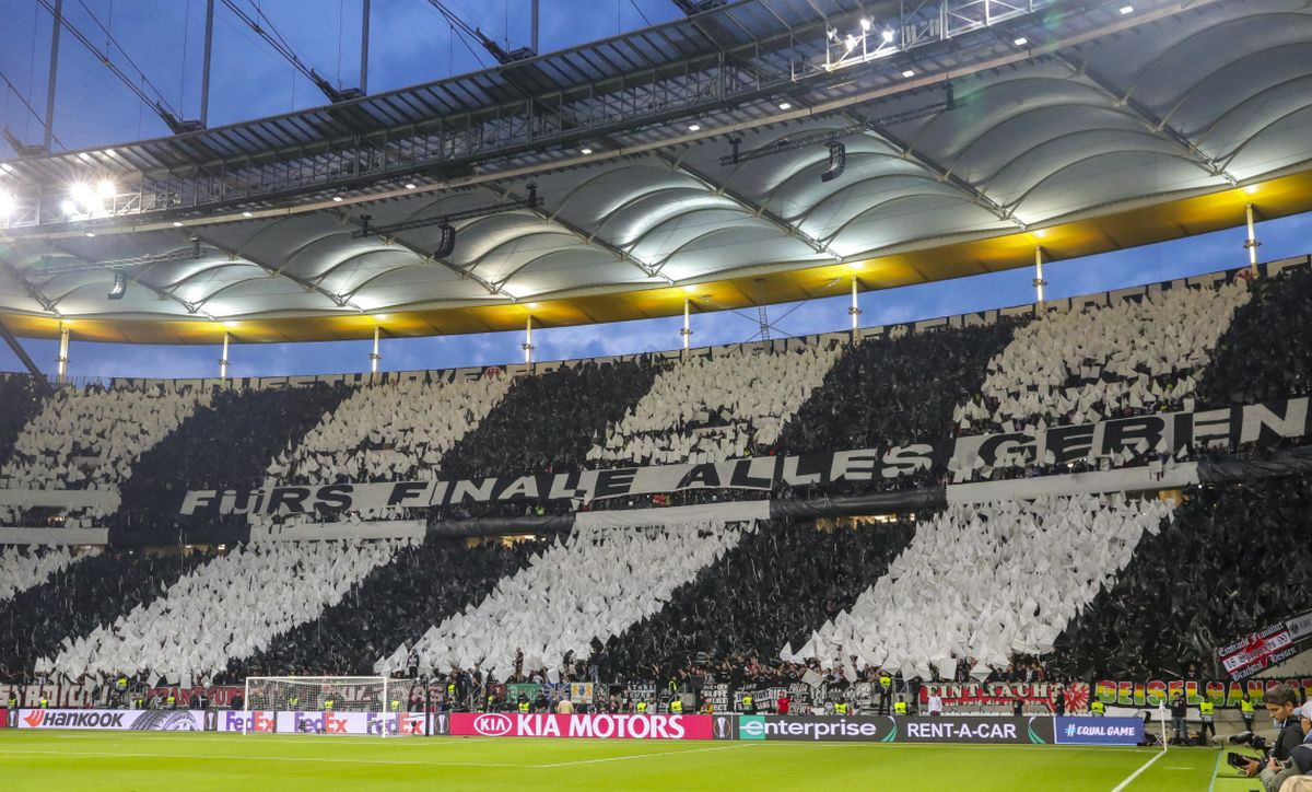 Ne mogu ni prslaklice: UEFA zabranila koreografiju navijača Eintrachta
