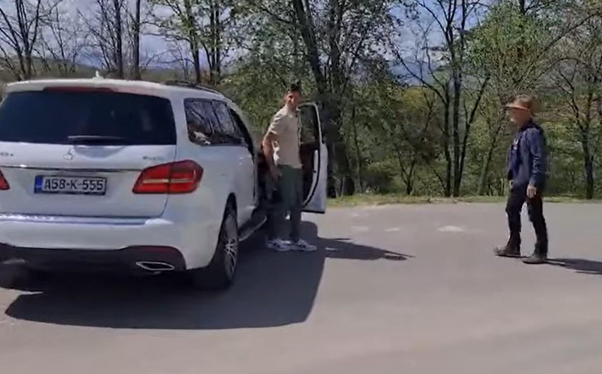 Novak Đoković s porodicom već stigao u Visoko Novak Đoković s porodicom već stigao u Visoko
