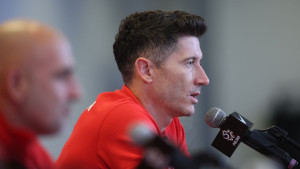 Drama Poljaka: Lewandowski izašao zbog povrede, njegov saigrač stradao dok je slavio gol