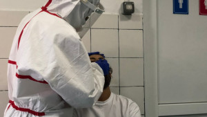 Igrači Sarajeva odradili testiranje na Covid-19 pred meč u Velsu