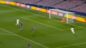 Nova smušenost u odbrani Barcelone, Mbappe to surovo kažnjava