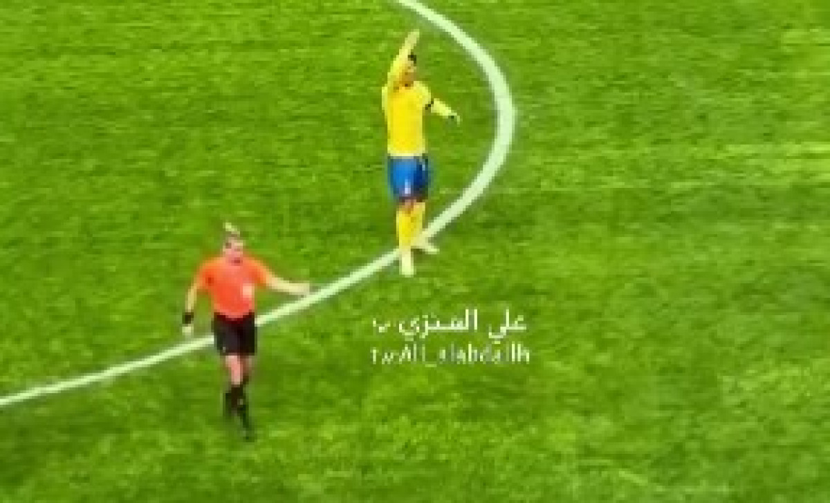 Fudbalska javnost zgrožena - Ronaldo urlao na sutkinju i rukama joj pokazivao da napusti teren
