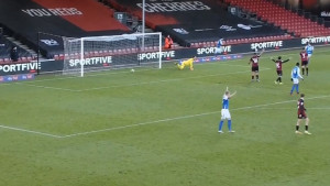 Asmir Begović nije imao svoj dan, dva puta je častio protivnika, ali je Bournemouth pobijedio