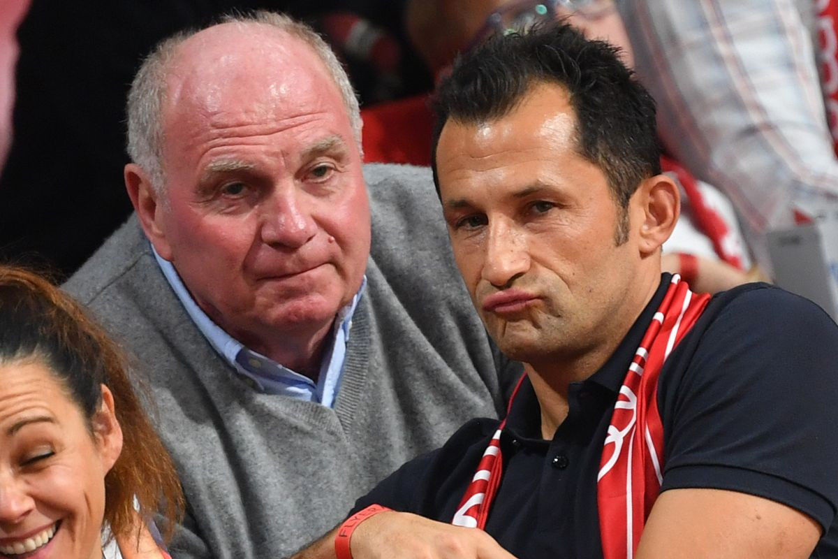 Hoenessov intervju kao nož u srce za Salihamidžića: "Taj čovjek je bio katastrofa za Bayern" Hoenessov intervju kao nož u srce za Salihamidžića: "Taj čovjek je bio katastrofa za Bayern"
