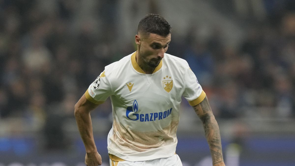 Rade Krunić na žestokom udaru Turaka - Stigli su brutalni komentari nakon njegove objave