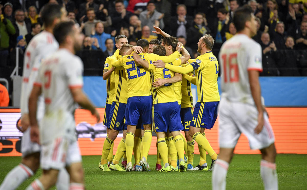 Rodrigo rasplakao Švedsku u 92. minuti, šok za Rumune, Švicarska slavi